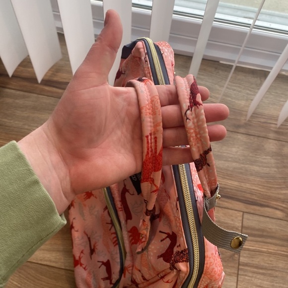 LeQueen Diaper/baby bag/backpack - Picture 5 of 7